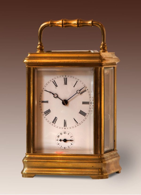 Franse reisklok in Cannelee kast. Henri Jacot, Paris